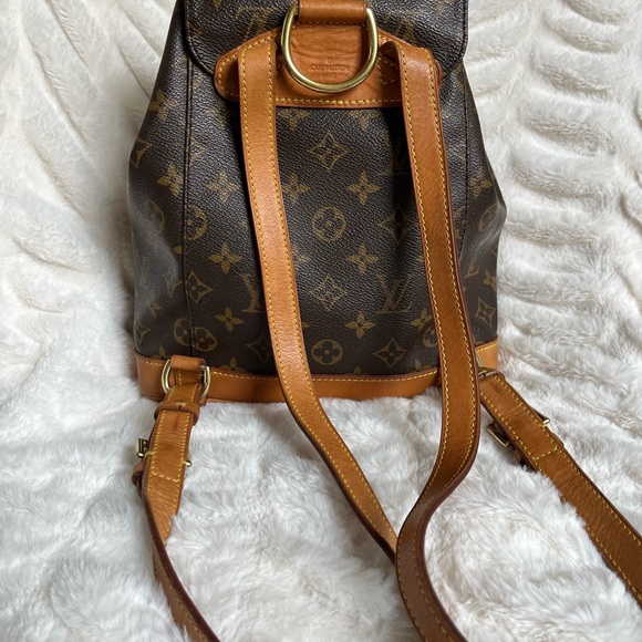 SOLD - Picture 3 of 15